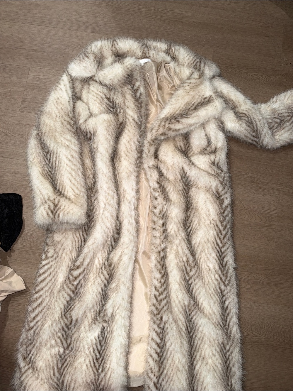 More To Come Women's Long Faux Fur Coat in Cream & Brown